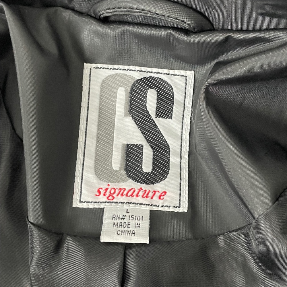 CS Signature Raincoat - Picture 4 of 6